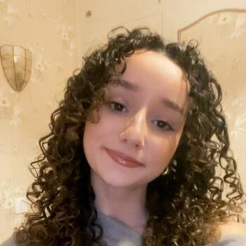 Babysitter in Orléans: Louna