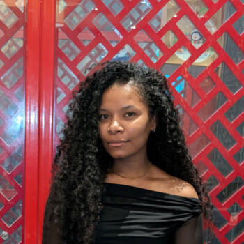 Babysitter in Pickering: Christina