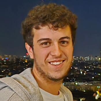 Babysitter in Carignan-de-Bordeaux: Maxime