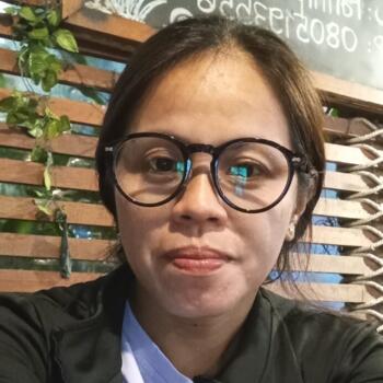 位于新加坡的临时保姆: Maricar