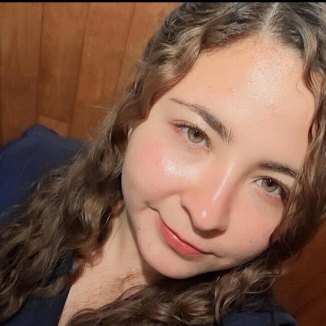 Babysitter in León: Esmeralda