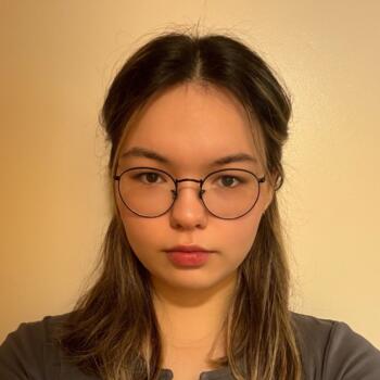 Babysitter Brighton: Maya