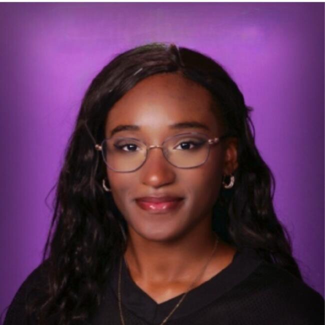 Babysitter in Regina: Amoya