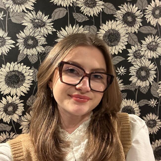 Babysitter in Decize: Mathilde