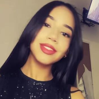 Niñera en Valencia: Isabella