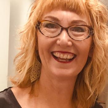 Babysitter Gold Coast: Deborah