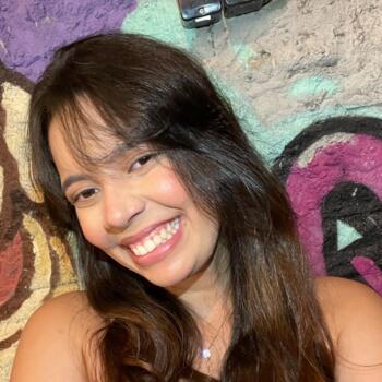 Babysitter Criciúma: Alana