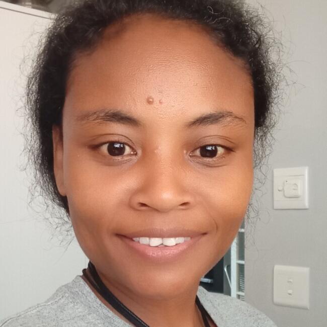 Babysitter in Milnerton: Everlin