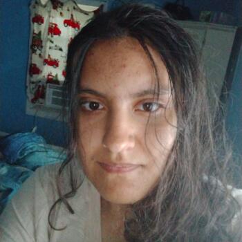 Babysitter in Fort Smith: Allison