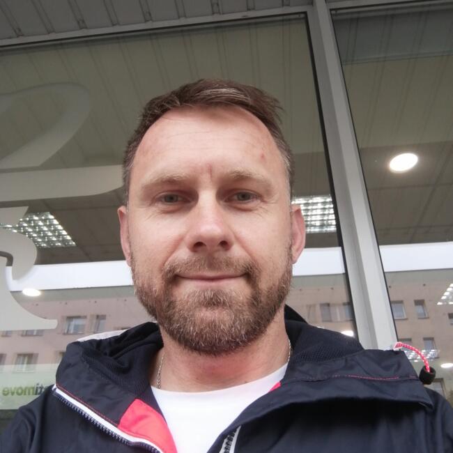 Praca dla opiekunki do dziecka w Dąbrowa Górnicza: Dariusz