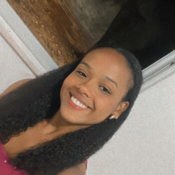 Babysitter in Varginha: Lauriene