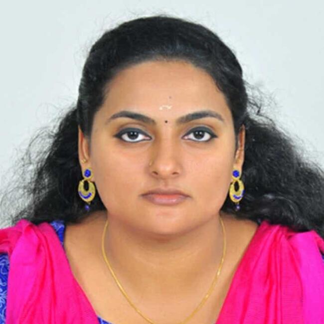 وظيفة جليسة أطفال في إمارة الشارقة: Avani