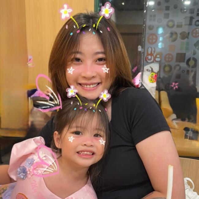 新加坡的临时保姆工作: Valerie