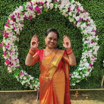 बम्बई में बेबीसिटर: Geeta Bodulkar