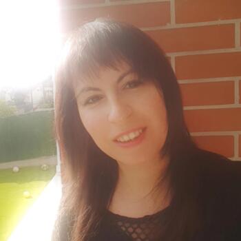 Babysitter in Cànoves i Samalús: Natalia