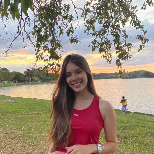 Babysitter in Barbacena: Victoria