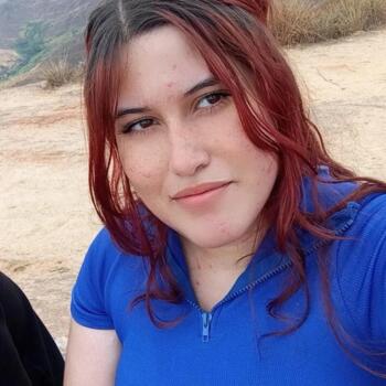 Babysitter in Maracay: Ashley