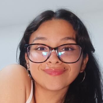 Babysitter in Lima: Jhelybalett