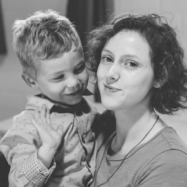 Niñera en Tournai: Camille