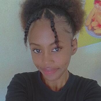 Babysitter Nairobi: Gitonga