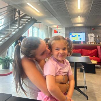 Babysitter em Lisboa: Lara