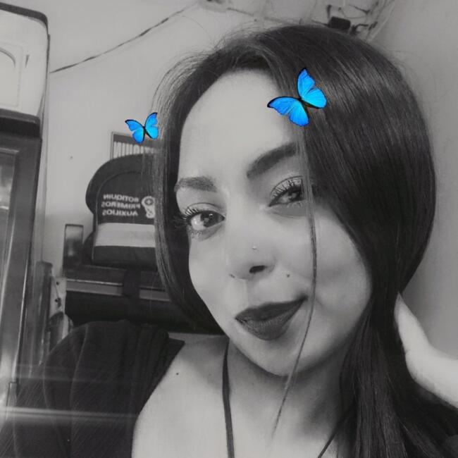 Babysitter in Cota: Paola