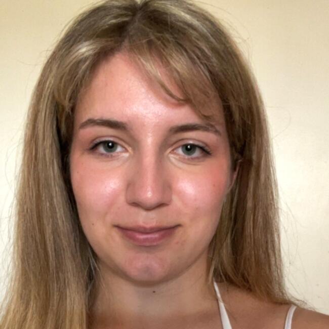 Babysitter in Bennecourt: Marilou