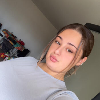 Babysitter Vaux-sur-Seine: Rose