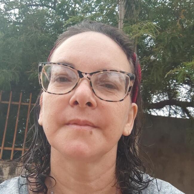 Babá em Várzea Grande: Sandra