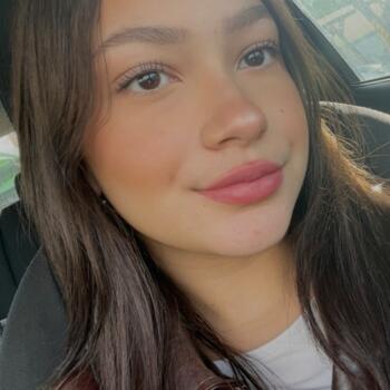 Babysitter in Guimarães: Giovanna