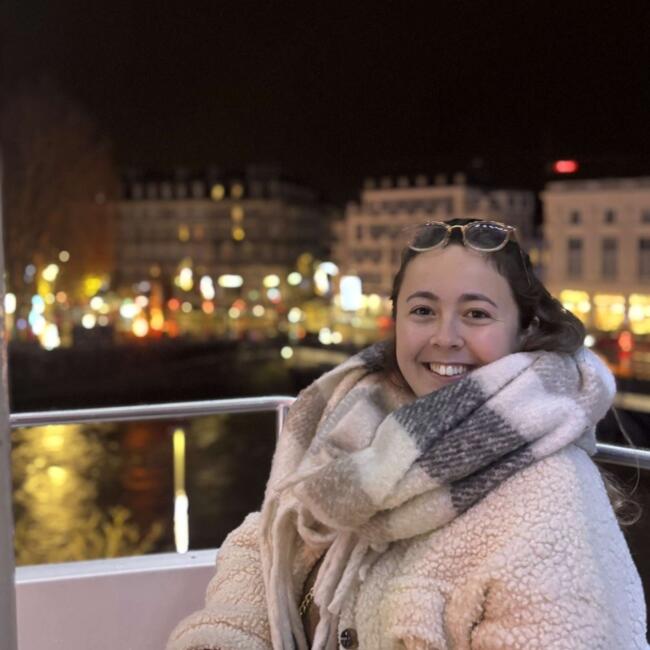 Babysitter in Peyrehorade: Clara