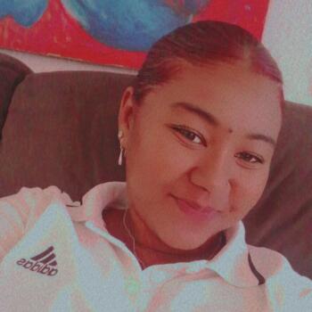 Babysitter in Atlantis: Cleo