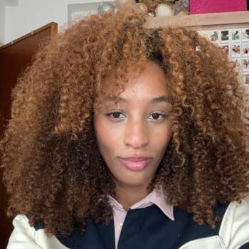 Babysitter em Póvoa de Santo Adrião: Bruna