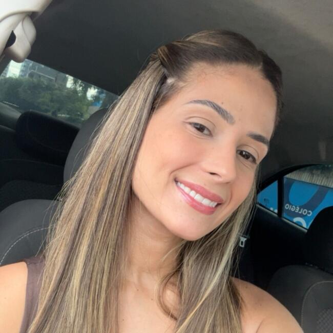 Babysitter in João Pessoa: Alice