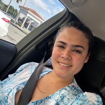 Babysitter Miami: Roxana