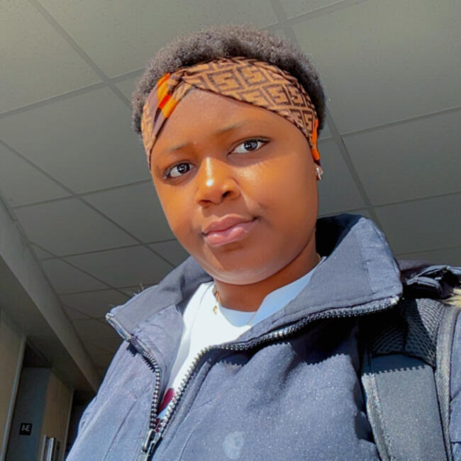 Baby-sitter in Toronto: Divine oghenevwede