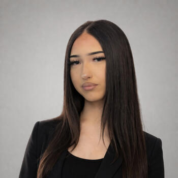 Babysitter Kingersheim: Sheryne