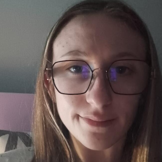 Babysitter in Retonfey: Elouna