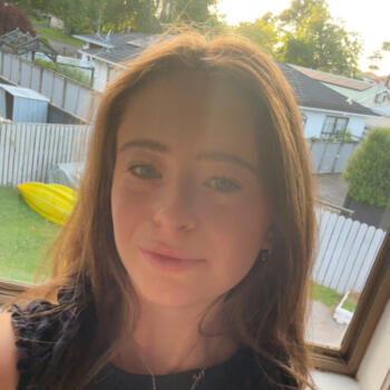 Babysitter in Auckland: Kate
