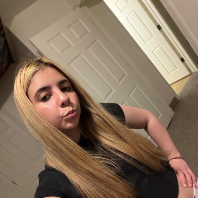 Babysitter in Canandaigua: Katelyn