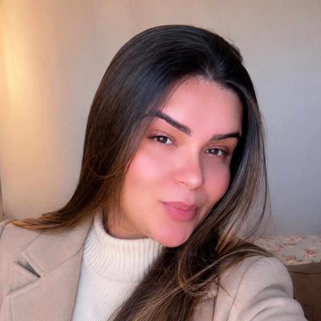 Babysitter in Jundiaí: Giovana