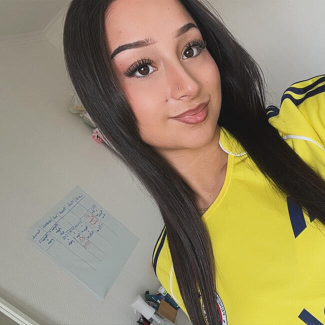 Babysitter in Savigny-le-Temple: Melisa