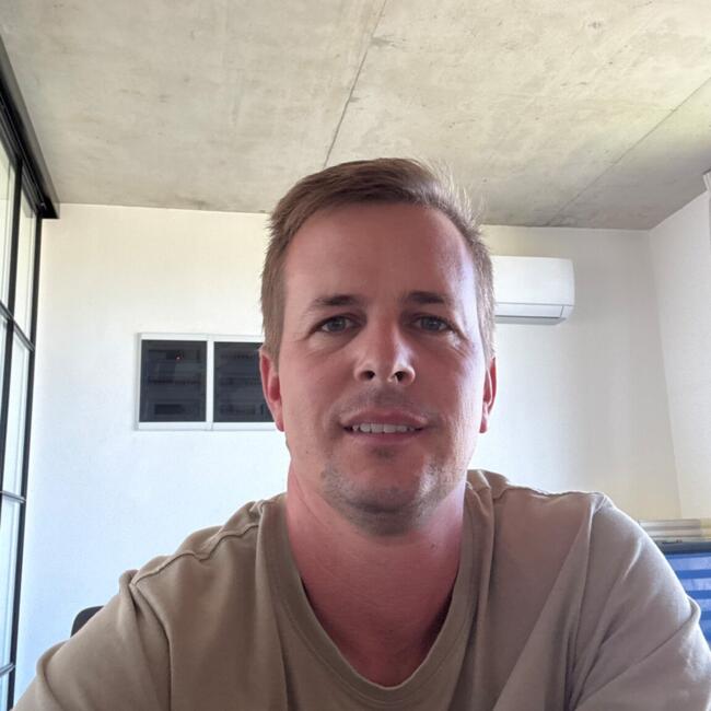 Babysitting job in Barros Blancos: Jaime