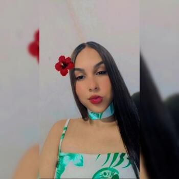 Babysitter in Uberlândia: Deborah