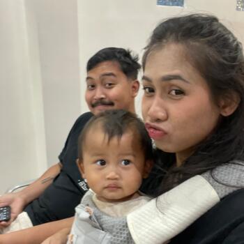 Babysitting job in Pamulang: babysitting job Aliva