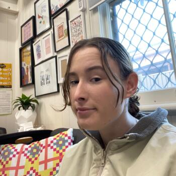 Baby-sitter in Toowoomba: Ally
