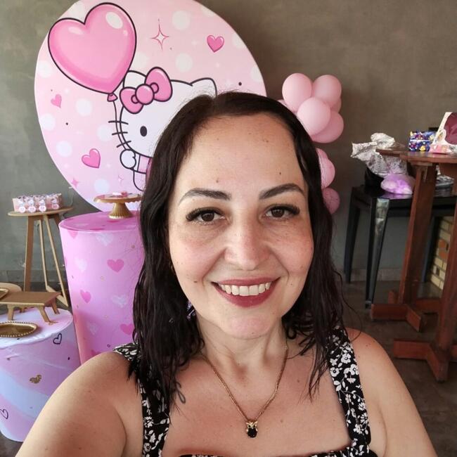 Babysitter in Mandaguaçu: Juliana