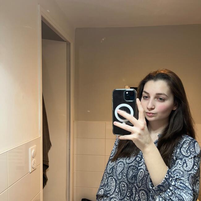 Babysitter in Rouen: Hermine