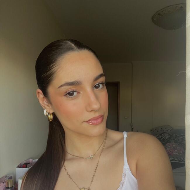 Babysitter in São João da Madeira: Diana