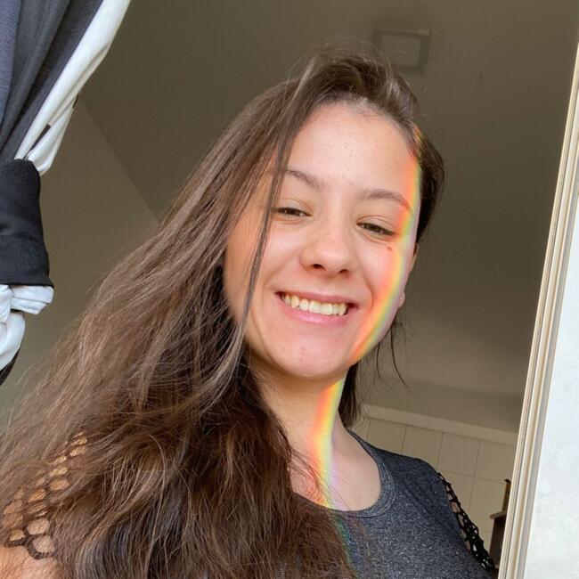 Babysitter in Pinhais: Emilly sampaio